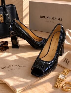 Bruno Magli Black Patent Leather Peep Toe Block Heel Pumps Italy 37 US 7 NWT